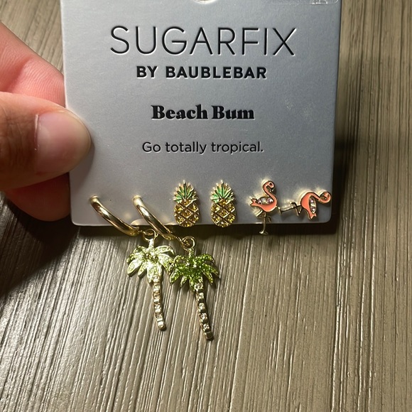 Earrings - Picture 2 of 6